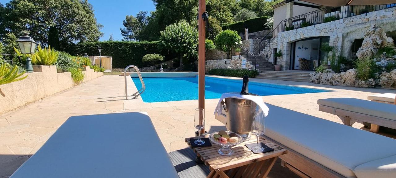 Loup Castel Boutique Hotel B&B Le Bar-sur-Loup Екстериор снимка